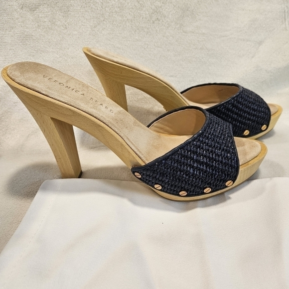 Veronica Beard Navy and Tan Mules - Picture 7 of 11